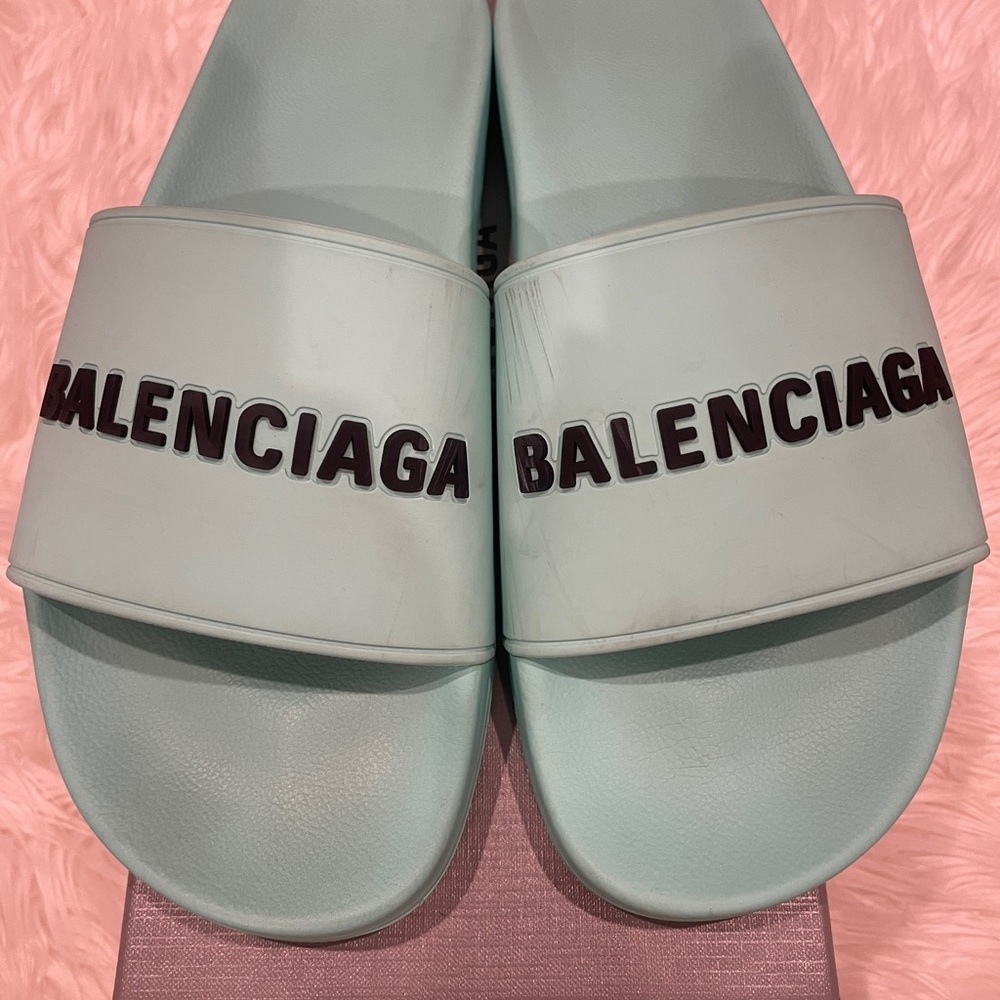Balenciaga pool slides